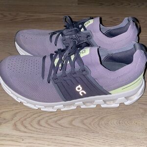 On Cloud Cloudswift Shoes